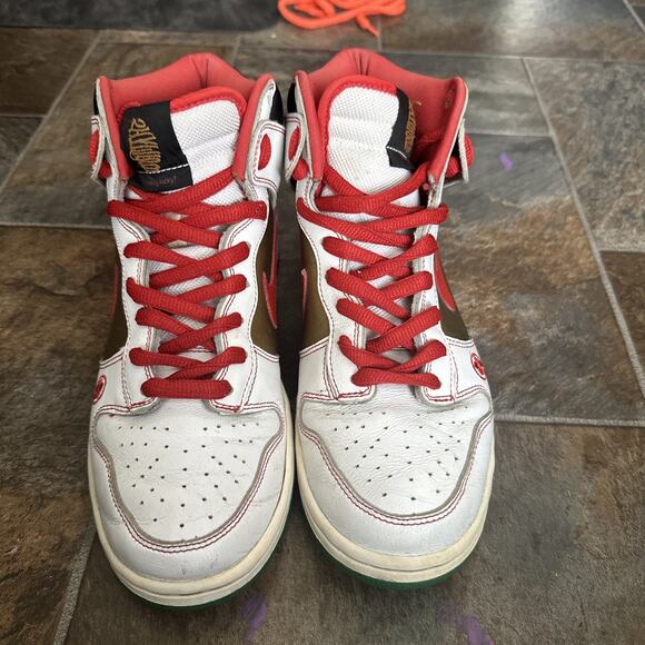 Size 9.5 - Nike Dunk Pro SB High Money Cat main image 4